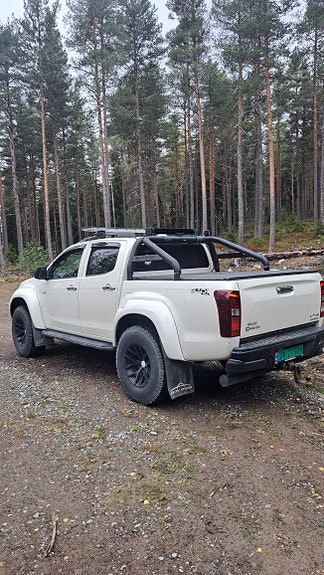 Isuzu D-max 4 of 14