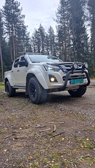 Isuzu D-max 2 of 14
