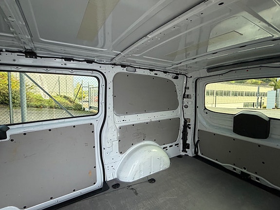 Mercedes-Benz Vito 116 13 of 30