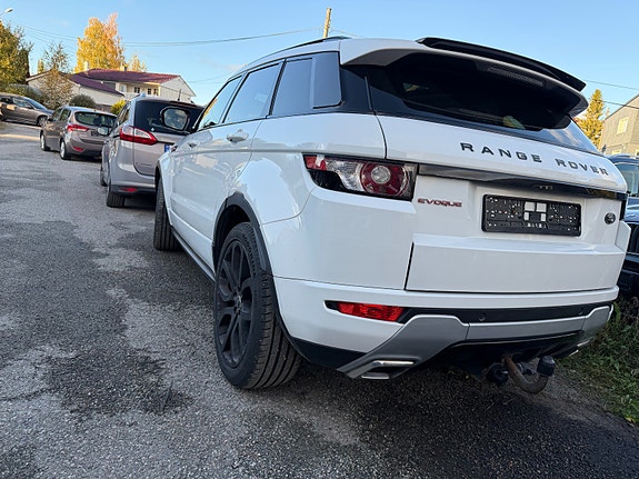 Land Rover Range Rover Evoque 2 of 9