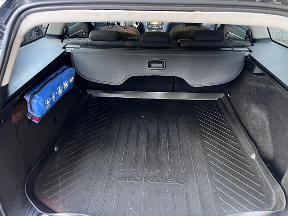 Ford Mondeo 14 of 15