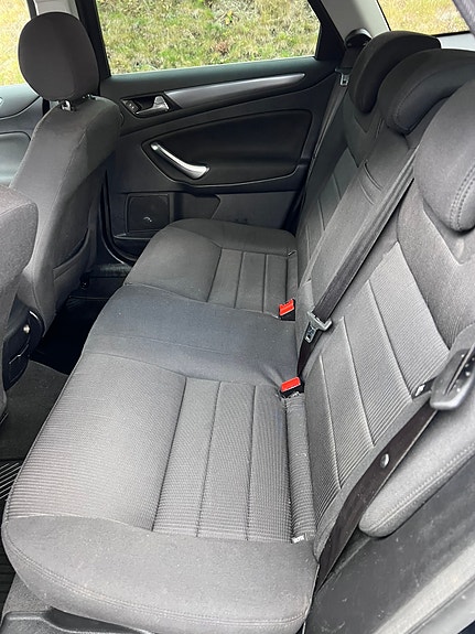 Ford Mondeo 12 of 15