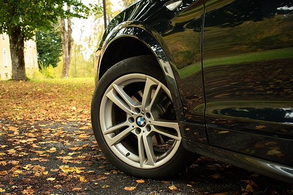 BMW X3 3 of 30