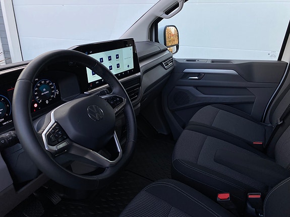 Volkswagen Transporter 13 of 24