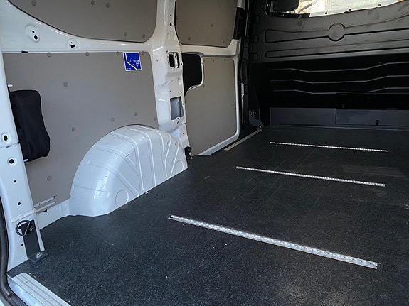 Volkswagen Transporter 23 of 24