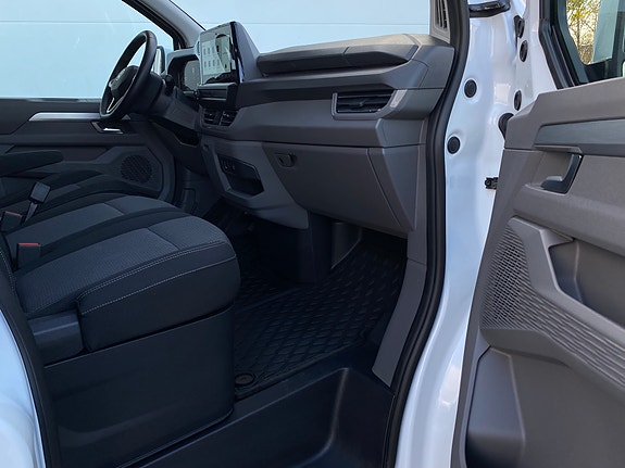 Volkswagen Transporter 16 of 24