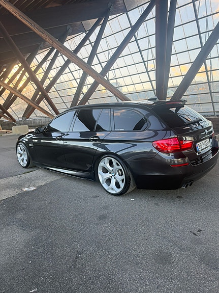 BMW 520d 4 of 26