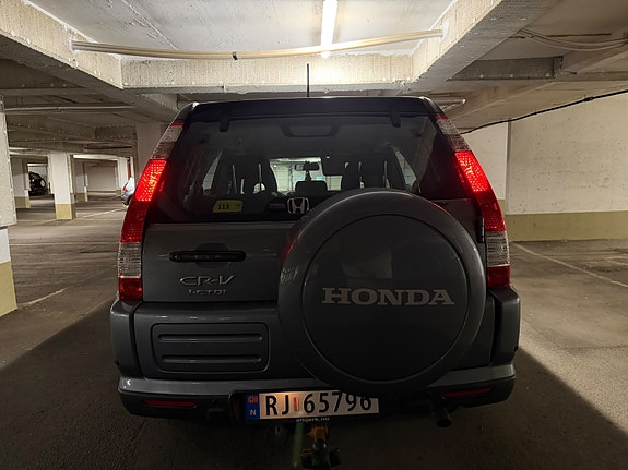 Honda CR-V 3 of 10