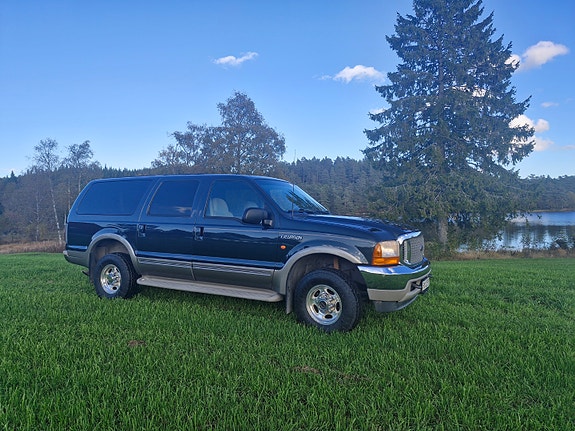 Ford Excursion