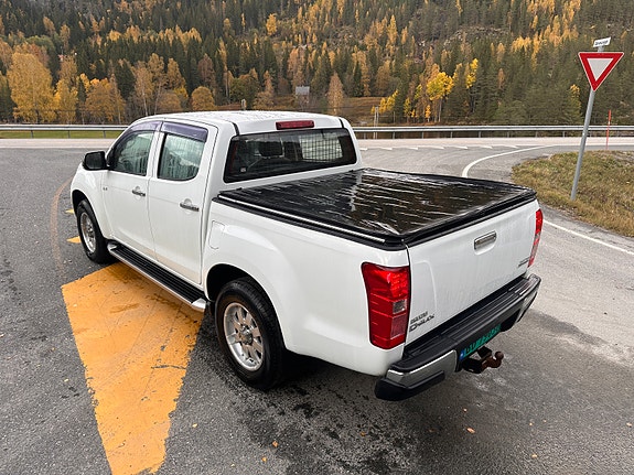 Isuzu D-max 7 of 7