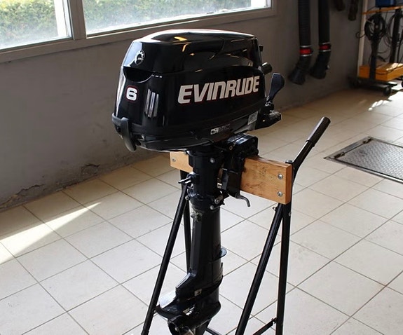 Meget pen 6-hk Evinrude, 4-takt 4 of 9