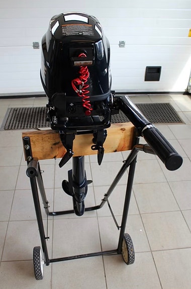 Meget pen 6-hk Evinrude, 4-takt 2 of 9