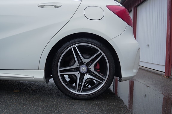 Mercedes-Benz A200 d 8 of 30