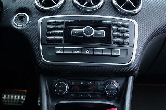 Mercedes-Benz A200 d 27 of 30