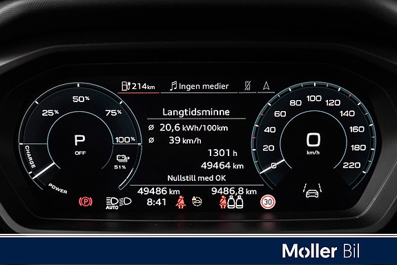 Audi Q4 e-tron 9 of 17