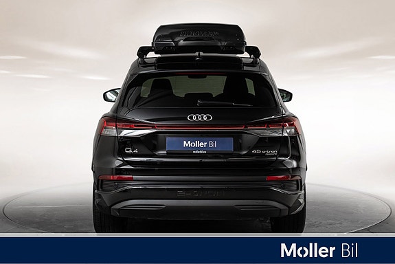 Audi Q4 e-tron 3 of 17
