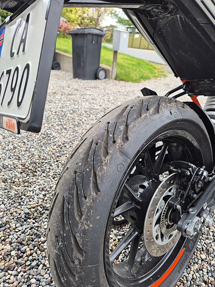 KTM 125 Duke 11 of 14