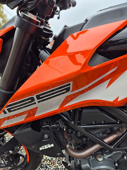 KTM 125 Duke 13 of 14