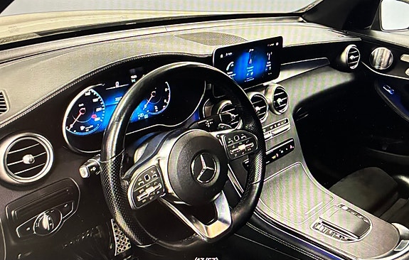 Mercedes-Benz GLC220 d 3 of 11