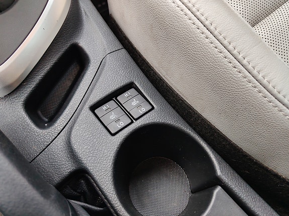 Toyota Auris 28 of 30