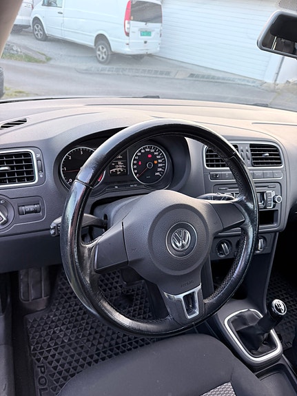 Volkswagen Polo 4 of 10