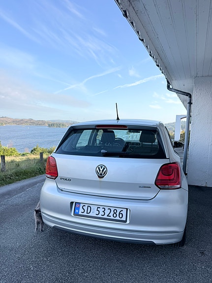 Volkswagen Polo 2 of 10