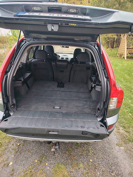 Volvo XC90 8 of 8