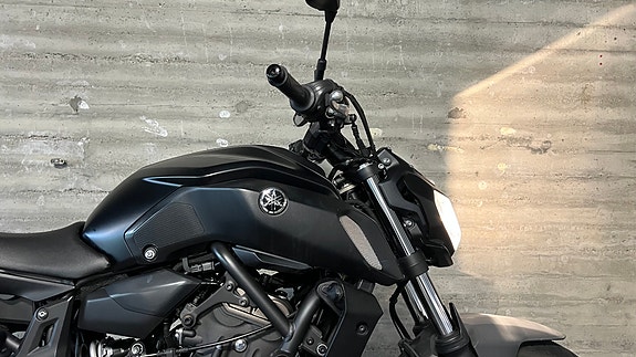 Yamaha MT-07 13 of 20
