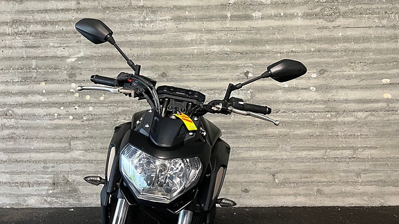 Yamaha MT-07 19 of 20
