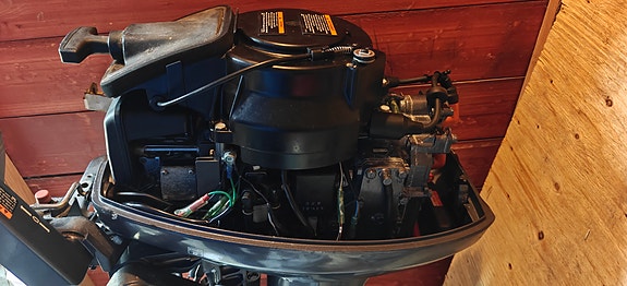 Yamaha 9,9/15, Veteran Suzuki 7 hk 5 of 13
