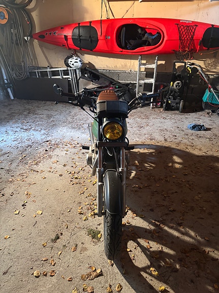 Suzuki GS 400 5 of 15