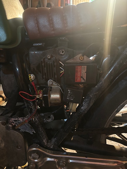 Suzuki GS 400 11 of 15
