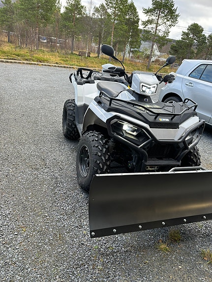 Polaris Sportsman 570 EPS 2 of 8