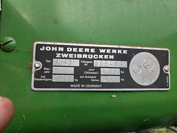 John Deere 1042 16 of 18
