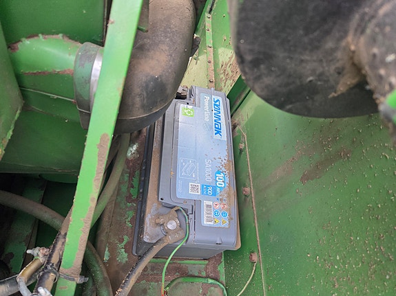 John Deere 1042 12 of 18