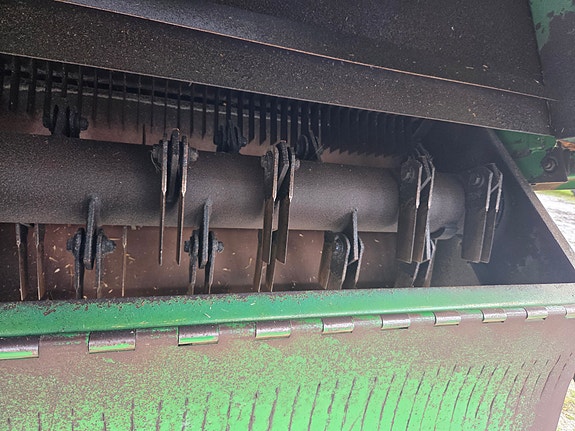 John Deere 1042 5 of 18