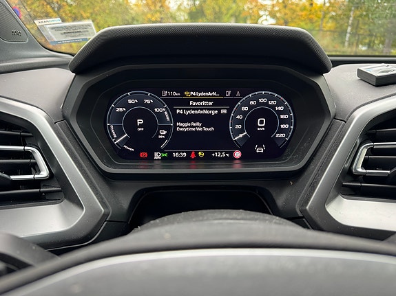 Audi Q4 e-tron 8 of 8
