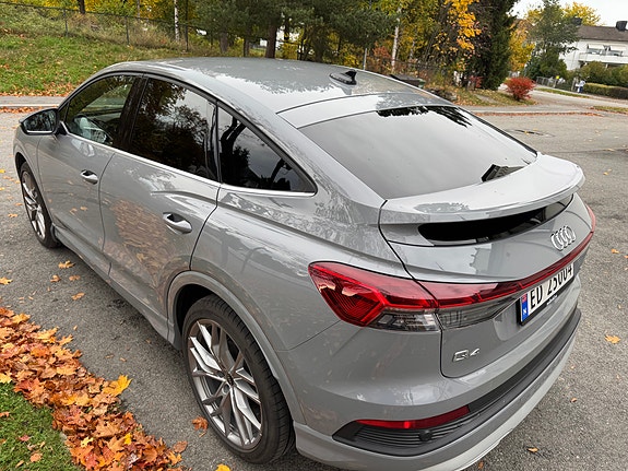 Audi Q4 e-tron 2 of 8