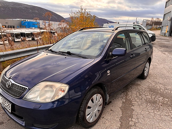 Toyota Corolla 3 of 8