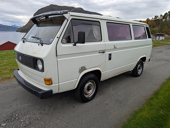 Volkswagen Transporter 2 of 22