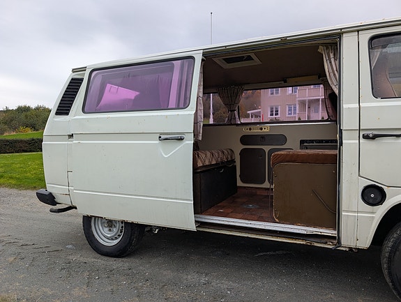 Volkswagen Transporter 15 of 22