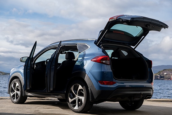 Hyundai Tucson 16 of 30