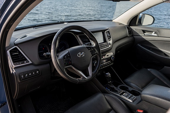Hyundai Tucson 27 of 30