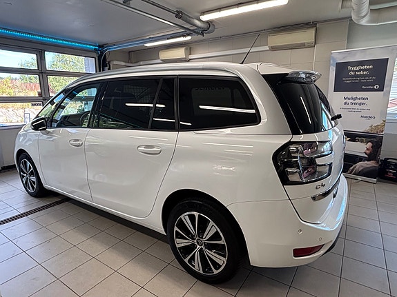 Citroen Grand C4 Picasso 7 of 30