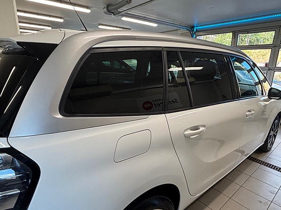 Citroen Grand C4 Picasso 20 of 30