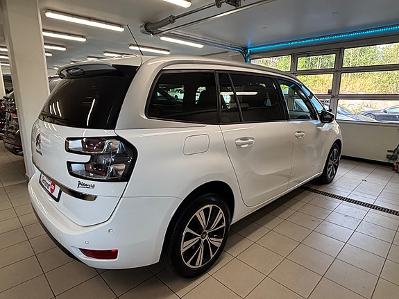 Citroen Grand C4 Picasso 9 of 30