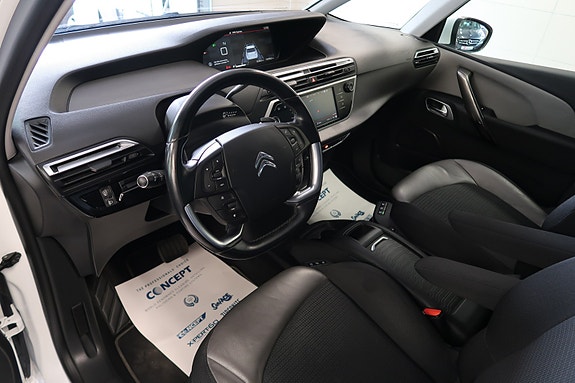 Citroen Grand C4 Picasso 29 of 30