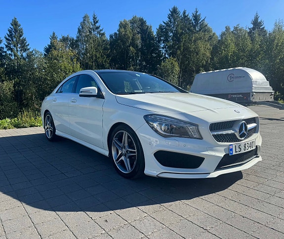 Mercedes-Benz CLA180 3 of 21