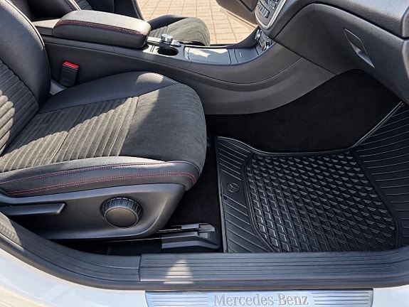 Mercedes-Benz CLA180 21 of 21
