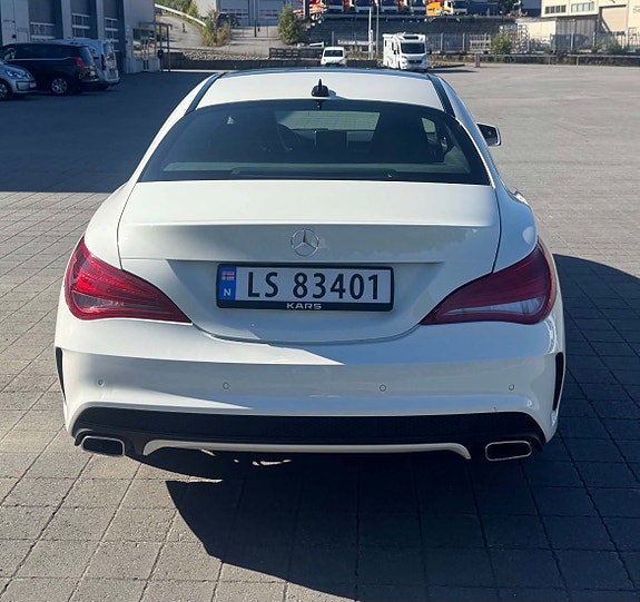 Mercedes-Benz CLA180 7 of 21